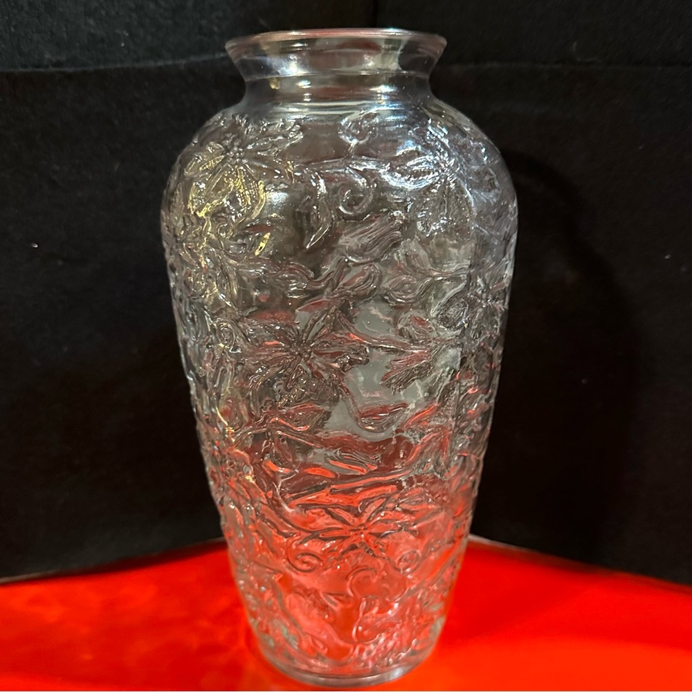 Princess House Fantasia Vase 9”. 556